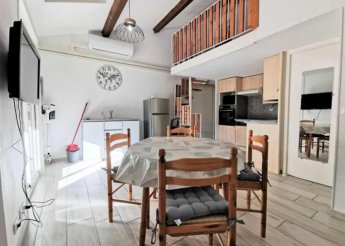 Les Yoles - Trois Pieces Mezzanine Pour 8 Personnes A Port Leucate. Ref: 2yol_37 Mae-4004 Villa
