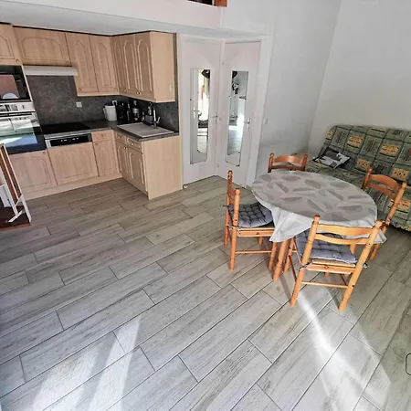 Les Yoles - Trois Pieces Mezzanine Pour 8 Personnes A Port Leucate. Ref: 2yol_37 Mae-4004 לאוקאט