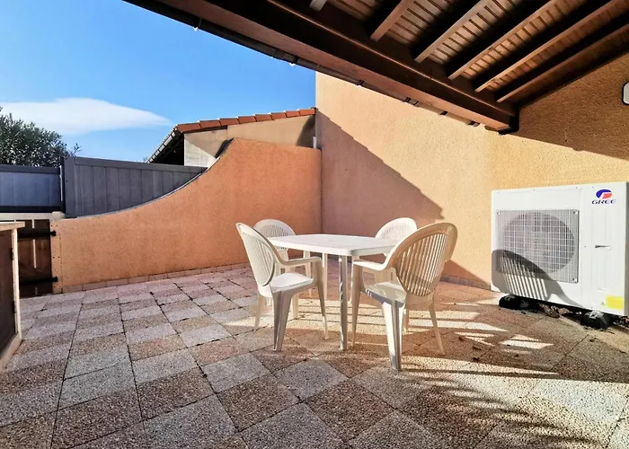 Les Yoles - Trois Pieces Mezzanine Pour 8 Personnes A Port Leucate. Ref: 2yol_37 Mae-4004 *