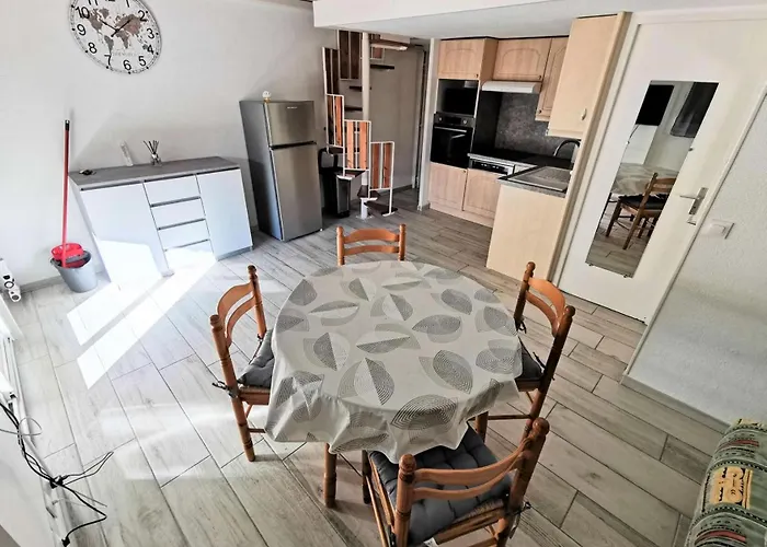 Villa Les Yoles - Trois Pieces Mezzanine Pour 8 Personnes A Port Leucate. Ref: 2yol_37 Mae-4004